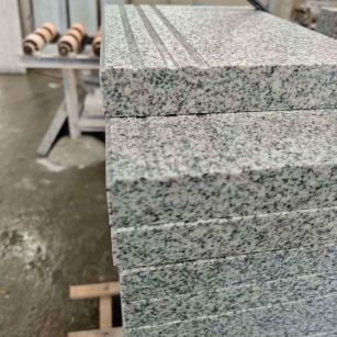 嘉峪关芝麻白楼梯踏步