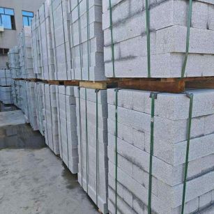 嘉峪关芝麻白路牙石，路侧石