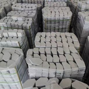 嘉峪关芝麻白石材冰裂纹，碎拼。