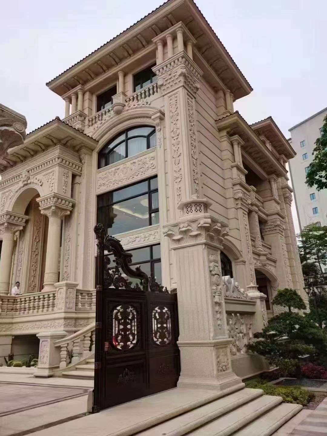 嘉峪关黄金麻别墅外墙异形定制