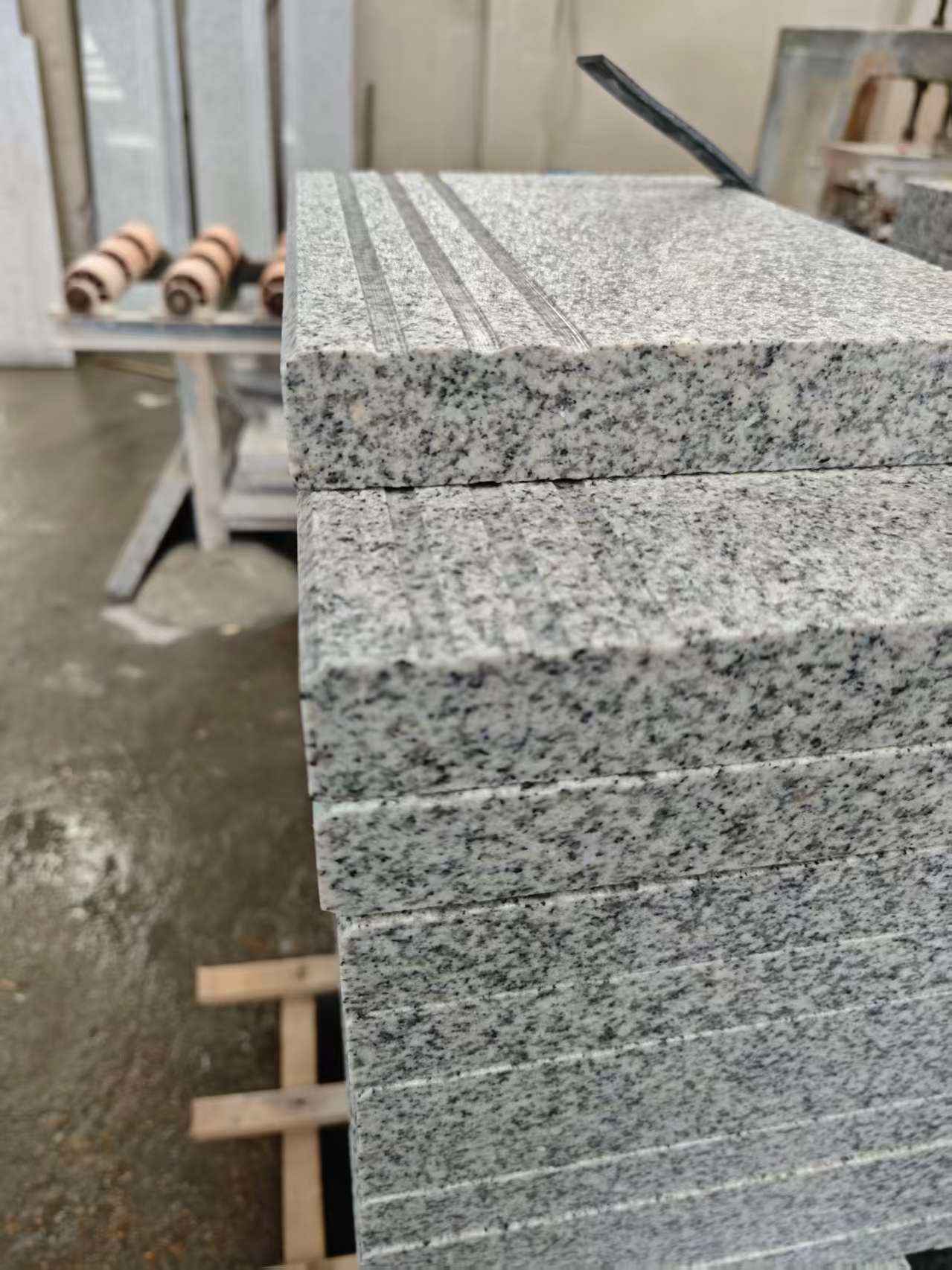 嘉峪关芝麻白楼梯踏步