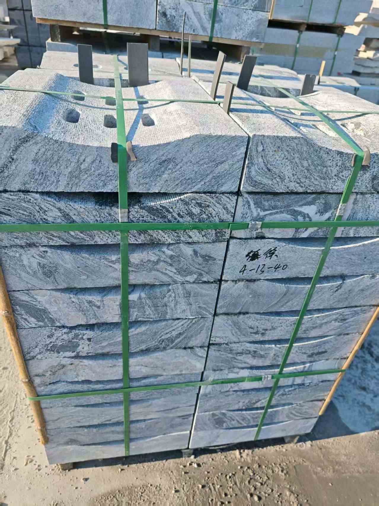 嘉峪关浪淘沙水沟盖板